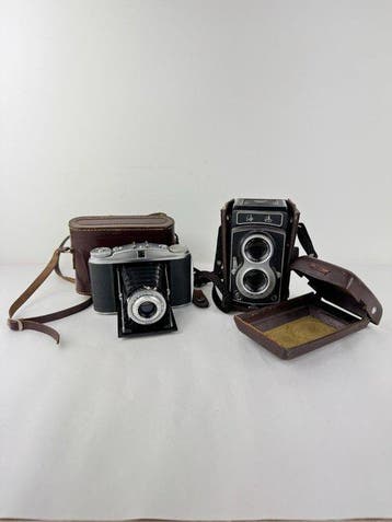 Seagull, Agfa Isolette, Two Lens Camera with Leather cases, Audio, Tv en Foto, Nieuw