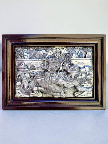 Reliëf, ‘Ramakien’ Battle Scene with Hanuman 38.5x - 28 cm -