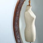 Grote ovale spiegel met breed facet en subtiel gestoken drui, Ophalen of Verzenden