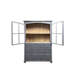 Unieke vitrinekast met fabrieksramen – direct leverbaar