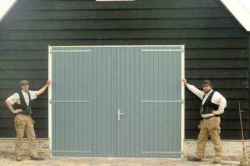 HOUTEN GARAGEDEUREN, *Nieuw* via webwinkel snel leverbaar, Ophalen of Verzenden, Hout, 120 cm of meer, 215 cm of meer