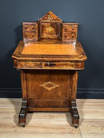 Bureau - Walnoot - Davenport Inglese Vittoriano