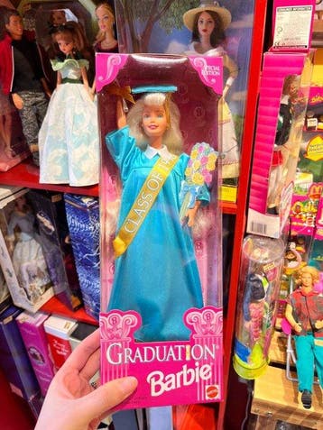 Mattel - Barbiepop 1998 Limited Edition Graduation Theme