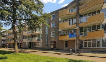 Te Huur 4 Kamer Appartement Streefkerkstraat In Amsterdam, Huizen en Kamers, Huizen te huur, Direct bij eigenaar, Appartement