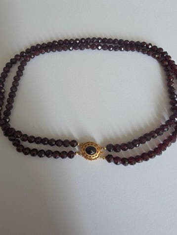 Ketting met hanger - 18 karaat Geel goud, Garnet