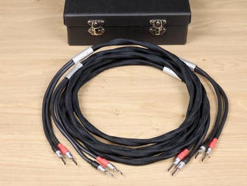 Dyrholm Phoenix highend audio speaker cables 2,5 metre, Ophalen of Verzenden, Gebruikt, Overige kabels