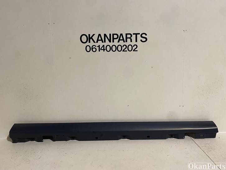 Mercedes A-Klasse W177 Rechter Zijskirt Rechts A1776908700, Auto-onderdelen, Carrosserie en Plaatwerk, Gebruikt, Rechts, Motorkap