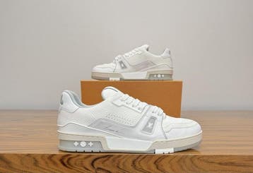 Louis Vuitton - LV Trainer White Grey Signature - Sneakers -, Nieuw