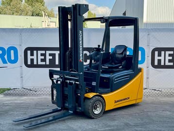 Jungheinrich EFG220-500DZ (2013) triplo met vorkensteller, 2000 tot 3000 kg, Elektrisch, Heftruck, Jungheinrich
