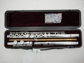 Dwarsfluit Yamaha YFL-371  2x zilveren kopstuk Altus, Yamaha, Muziek en Instrumenten, Blaasinstrumenten | Dwarsfluiten en Piccolo's