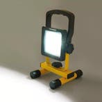 TIROSS Oplaadbare led werklamp 700 lumen met kantelbaar s..., Caravans en Kamperen, Ophalen of Verzenden, Nieuw