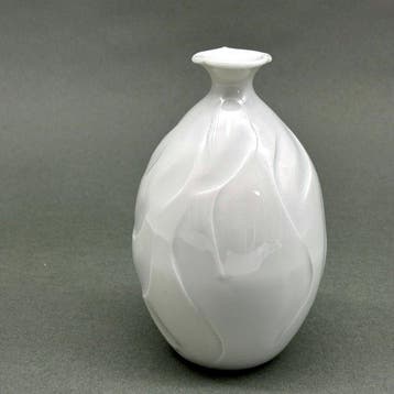 Vaas - Porselein, Elegante witte porseleinen vaas,