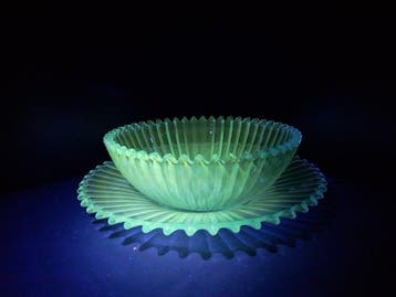 verreries de Scailmont - Schotel (2) - Glas - Felblauw