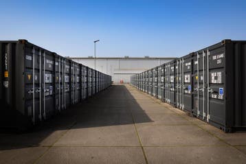 Opslagcontainers nabij Emmeloord - bedrijfsopslag, Huur, Opslag of Loods