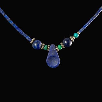 Het oude Egypte, Grieks-Romeinse periode Ketting met lapis, Sieraden, Tassen en Uiterlijk, Antieke sieraden