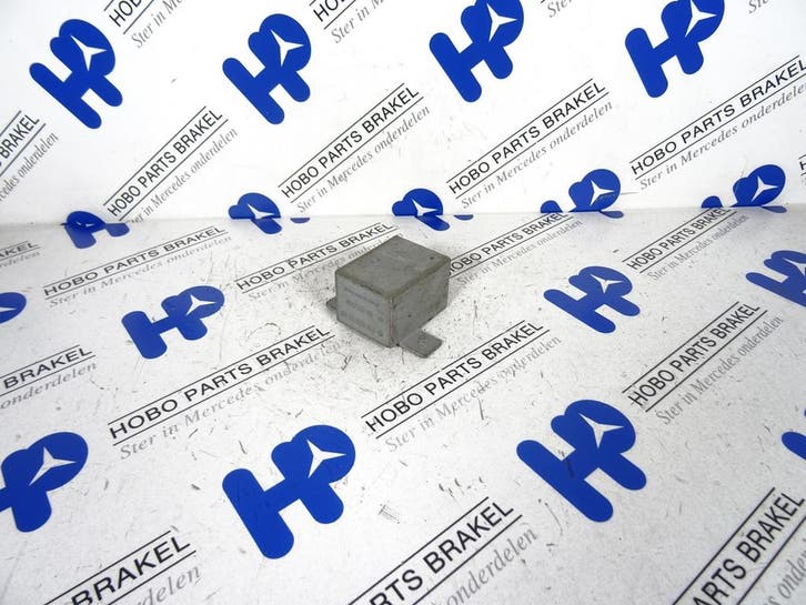 Knipperlicht relais A 201 820 0205 o.a: C-klasse w202, Auto-onderdelen, Elektronica en Kabels, Gebruikt, 3 maanden garantie, Mercedes-Benz