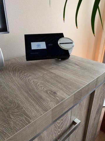 Bang & Olufsen - BeoSound 5 (with BeoMaster 5 / Table Stand), Nieuw