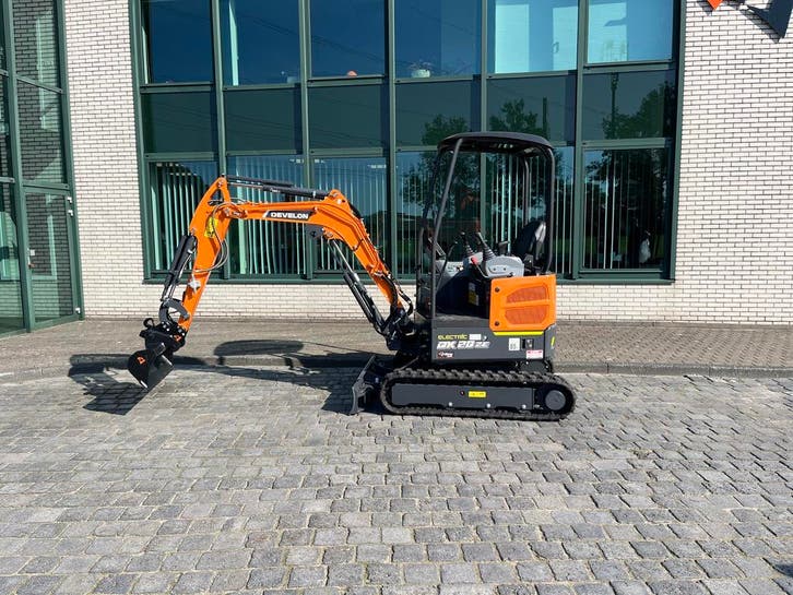Develon DX20ZE | Minigraver | Volledig elektrisch, Zakelijke goederen, Machines en Bouw | Kranen en Graafmachines, Graafmachine