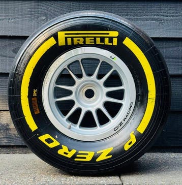 Wiel compleet met band - Formule 1 Pirelli - O.Z. *** NO, Nieuw