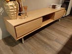 Genua tv-dressoir 2D+ ov **SHOWROOMMODEL**, Huis en Inrichting, Kasten | Dressoirs, Nieuw