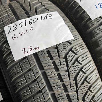2 x Hankook Winter i*cept 225-60-18 Winterbanden 7,5mm, 18 inch, Gebruikt, Band(en), Personenwagen