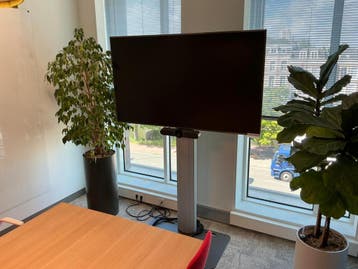 Online veiling: Samsung QM65H 65 inch 4K UHD-display met, Nieuw