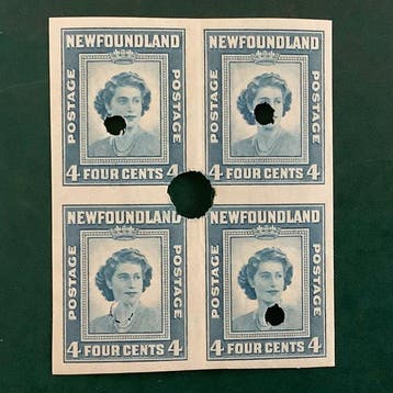 Newfoundland 1947 - Proeven ; 4 cent Queen Victoria in blok, Gestempeld