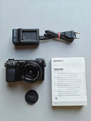 Sony NEX-6 Digital Camera - E 16-50mm f/3.5-5.6 PZ OSS ->, Nieuw
