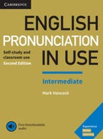 English Pronunciation in Use Intermediate Book 9781108403696, Zo goed als nieuw
