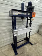 CSB werkplaatspers garagepers hydraulische pers 30 Ton, Nieuw