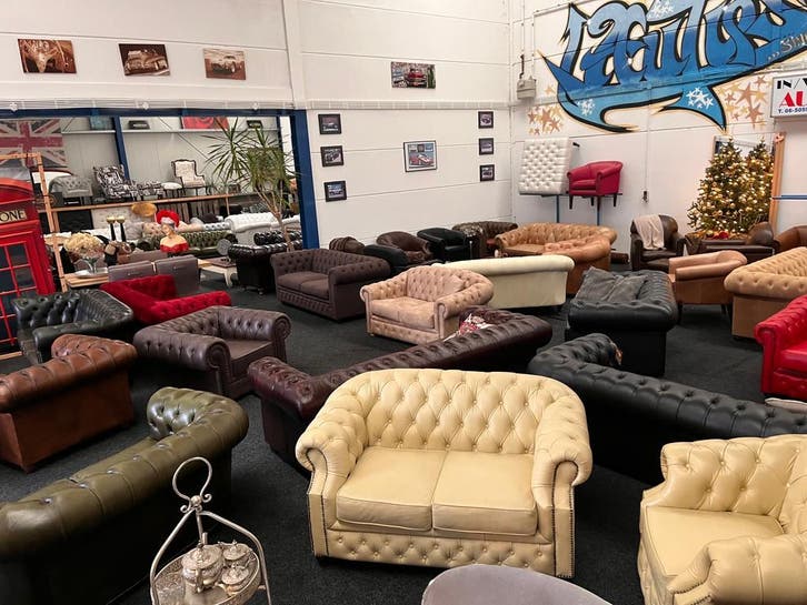 Welkom bij Tweedehands Chesterfield Showroom Maarssen, Zakelijke goederen, Kantoor en Winkelinrichting | Kantoormeubilair en Inrichting