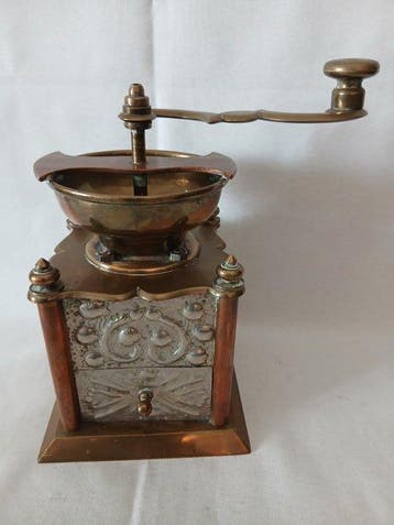 Koffiemolen - Bronze, messing, koper en hout