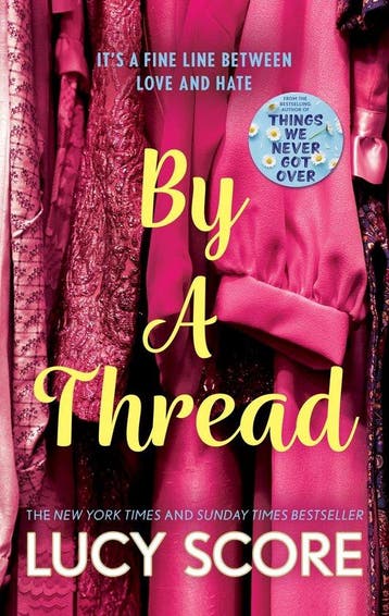 By a Thread - Lucy Score 9781399726887, Boeken, Verzenden, Gelezen, Lucy Score