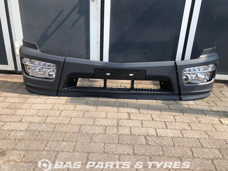 Bumper Mercedes Atego A 967 885 02 08, Auto-onderdelen, Vrachtwagen-onderdelen, Gebruikt, Mercedes-Benz, Carrosserie en Plaatwerk