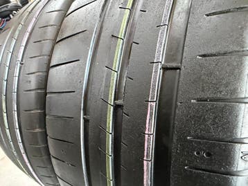 225/35/18 87Y Hankook zomerbanden 4.7mm, Ophalen, 18 inch, Gebruikt, Band(en)