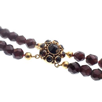 Antieke granaat kralen sautoir met gouden sierslot (Ketting), Sieraden, Tassen en Uiterlijk, Kettingen, Gebruikt, Ophalen of Verzenden