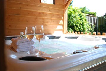 Unieke Wellness Bungalow op de Veluwe met Privacy, Eigenaar