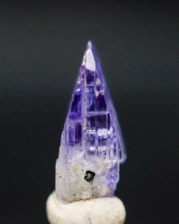 Uitzonderlijk TANZANITE Kristal • 0,30 ct • Distinctieve