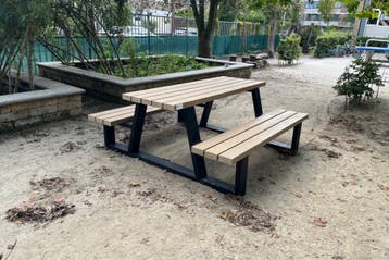Rockwood® Picknicktafel Larix - Zwaar Kunststof - Sand Beige, Ophalen of Verzenden, Nieuw, Rechthoekig, Hout