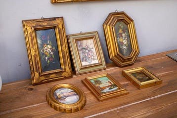 Lijst (6)- Versier! - Hout, bladgoud, Textiel, Koper -