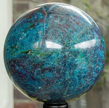 Ruby in Kyanite Qaulity sphere Kristal - Hoogte: 10.5 cm -