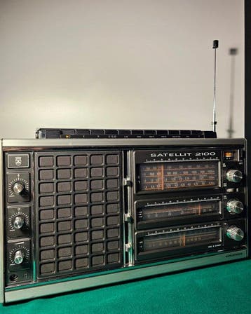 Grundig - Satellit 2100 Portable Wereldradio, Nieuw