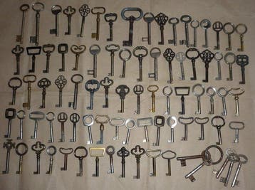 84 Eisen Möbel Schlüssel Tor Türschlüssel Big Key Cle, Antiek en Kunst