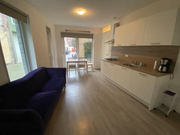 Te huur: Studio Nieuweweg in Groningen, Huizen en Kamers, Groningen, Groningen