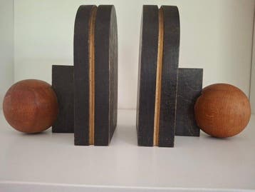 Boekensteunen (2) - Hout - Amsterdamse School