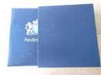 Nederland 1852/1990 - Partij in 1 DAVO alb. met slip-case., Gestempeld