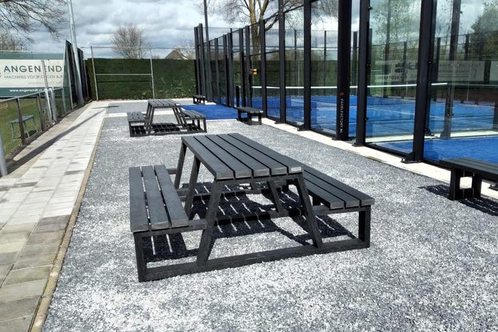 Rockwood® Picknicktafel Larix - Zwaar Kunststof - Ural Black, Tuin en Terras, Picknicktafels, Nieuw, Hout, Rechthoekig, Ophalen of Verzenden