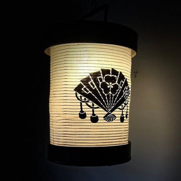 Grote antieke papieren lampion (Chchin) — Fan Crest