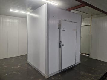 Vriescel 218 x 178 x 259 cm, Nieuw in verpakking, Koelen en Vriezen