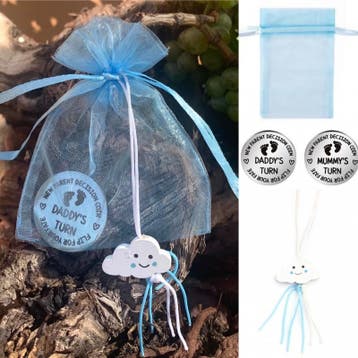 Newborn baby gift Decision Coin in zakje met gelukspoppetje, Kinderen en Baby's, Verzenden, Nieuw, Kraamcadeau